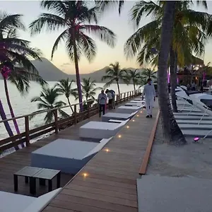 Ti Rosy Rose , Le Diamant Martinique